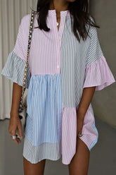 Minikleid mit halbhohem Knopf und Farbblock